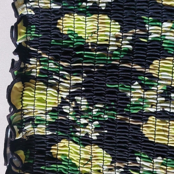 Shekini ruffled Womens swimwear size L - Picture 4 of 7